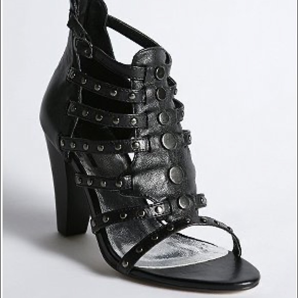 π3/$45π! Gladiator Heels π§‘ - Picture 9 of 9